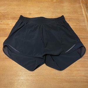 Lululemon Hotty Hot High Rise Short Size 6 True Navy